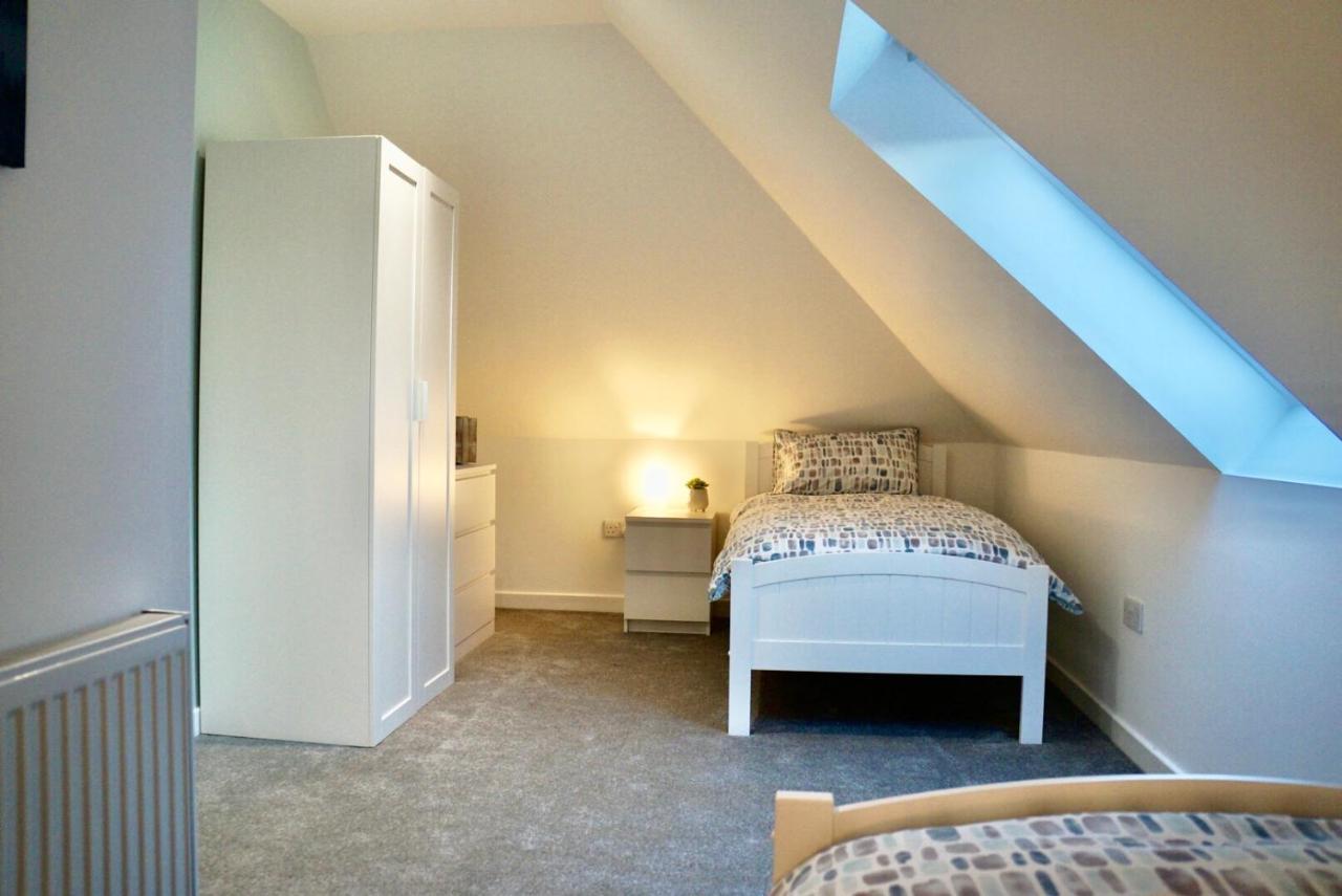 Leworin Appartement Stirling Buitenkant foto