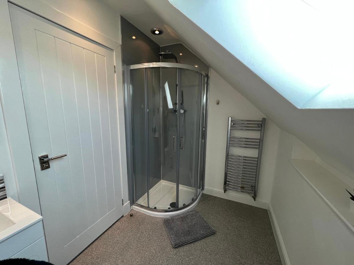 Leworin Appartement Stirling Buitenkant foto